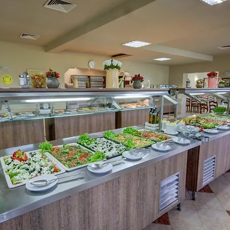 Kini Park & Free Parking Hotel Goudstrand