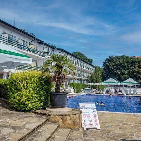 Ξενοδοχείο Kini Park & Free Parking Golden Sands