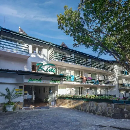 Kini Park & Free Parking Hotel Goudstrand